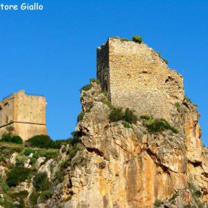 Scopello: i faraglioni e il Museo sommerso, la tonnara e il baglio